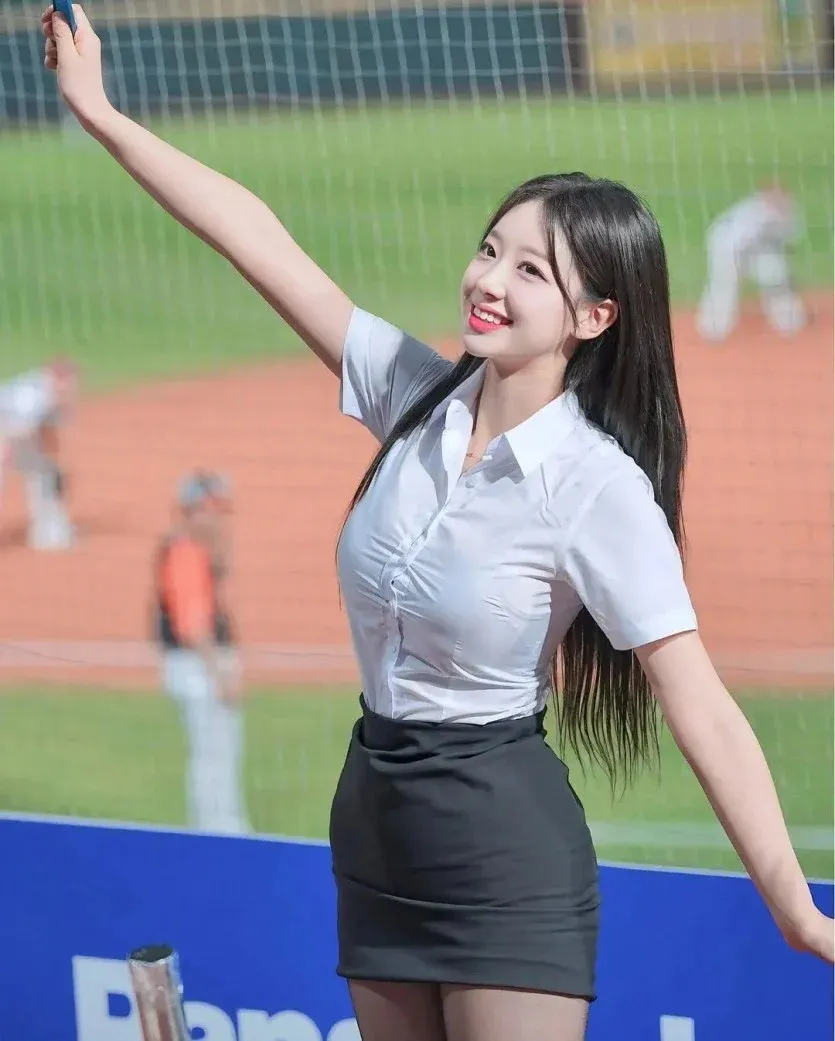 모나미룩 치어리더